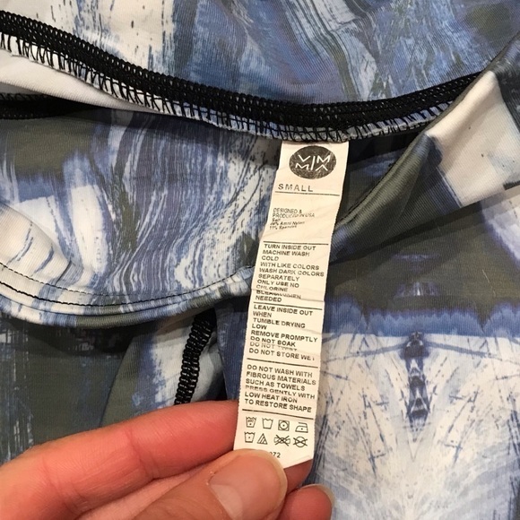 Vimmia Abstract Paintbrush Print Crop Leggings, Small - Picture 3 of 4